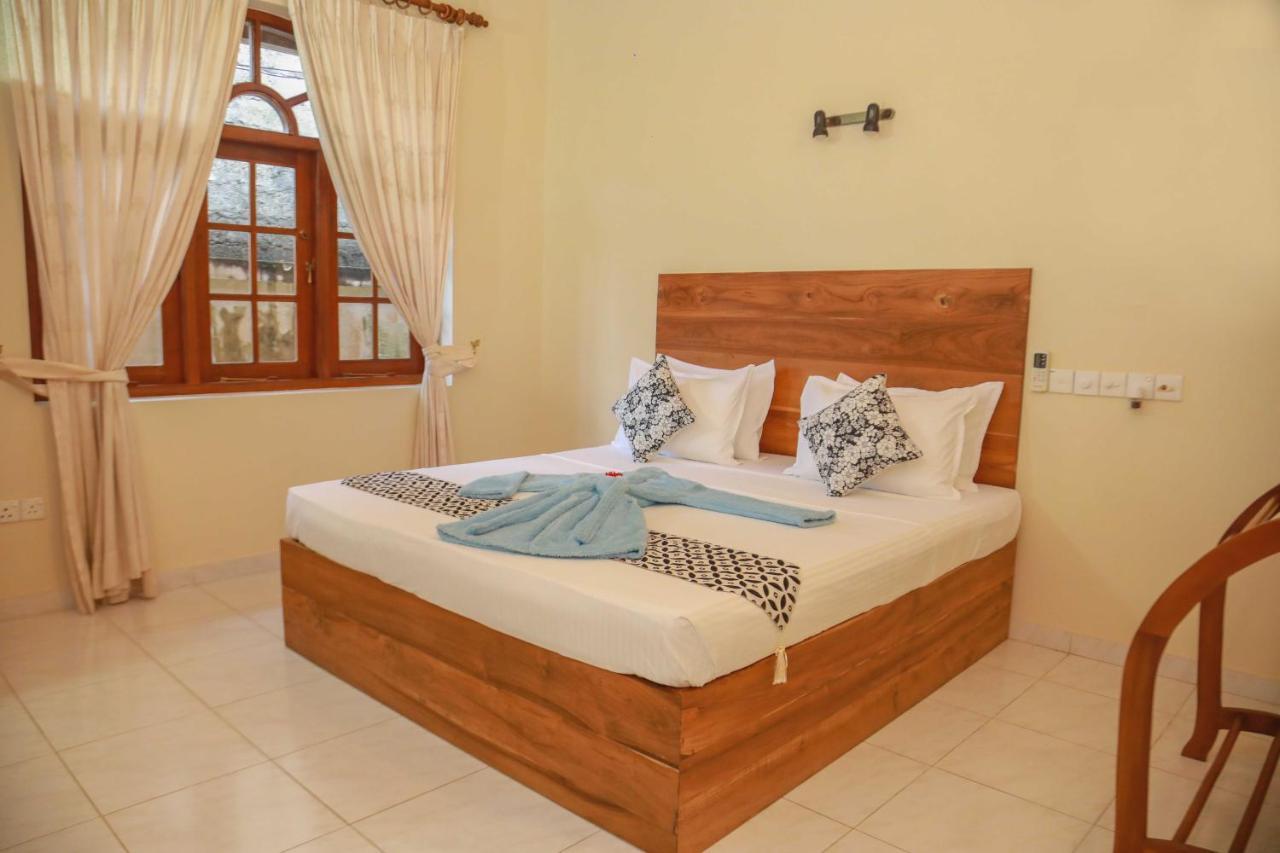 Bentota River Villa ภายนอก รูปภาพ