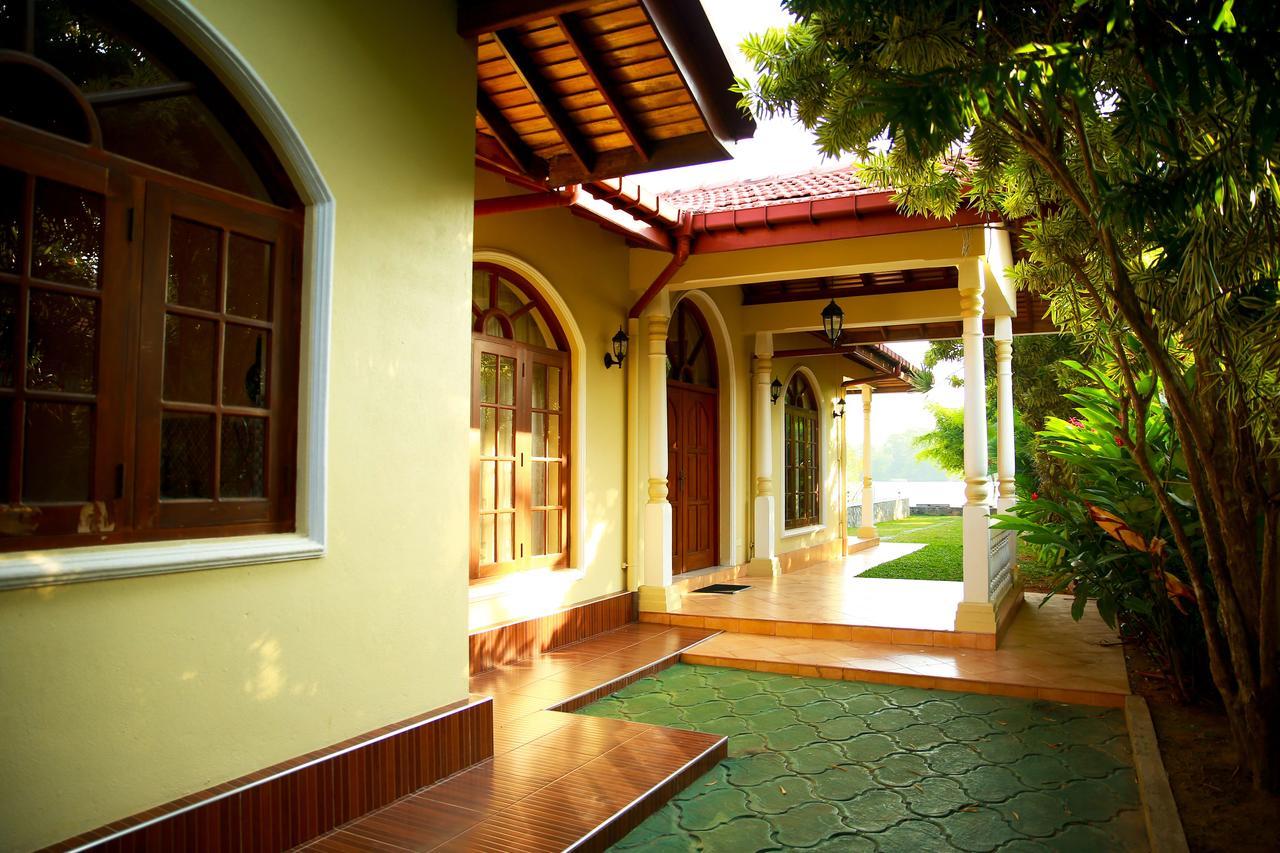 Bentota River Villa ภายนอก รูปภาพ