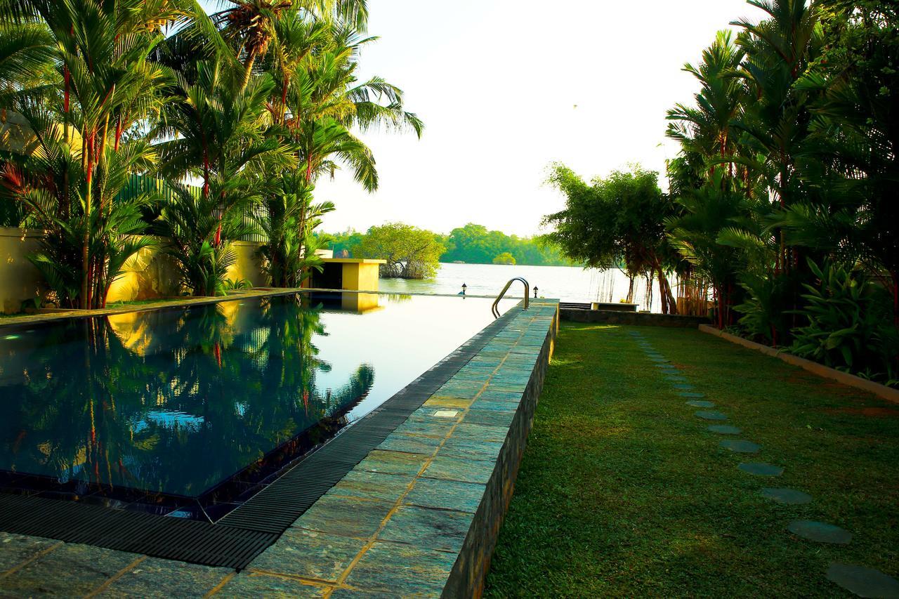 Bentota River Villa ภายนอก รูปภาพ