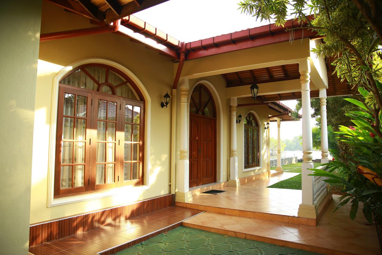 Bentota River Villa ภายนอก รูปภาพ